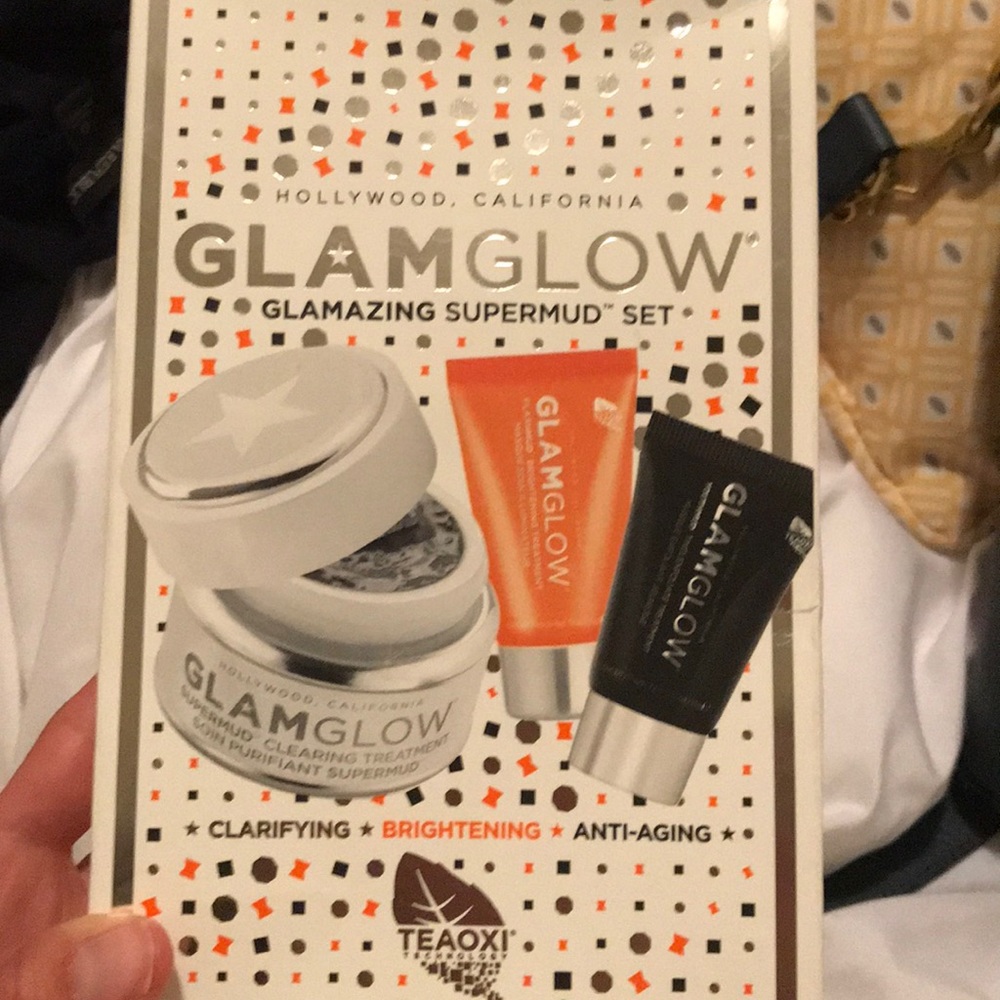 Glamglow glamazing supermud set